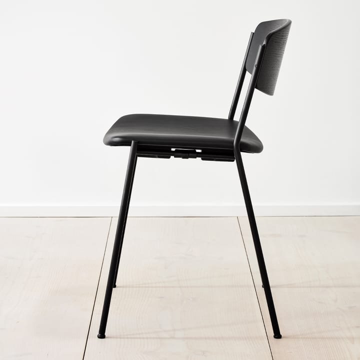 Lynderup 3081 stol, Lær omni 301-svart Fredericia Furniture