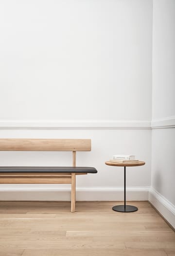 Mogensen 3171 benk - Såpet eik-lær omni 301 black - Fredericia Furniture