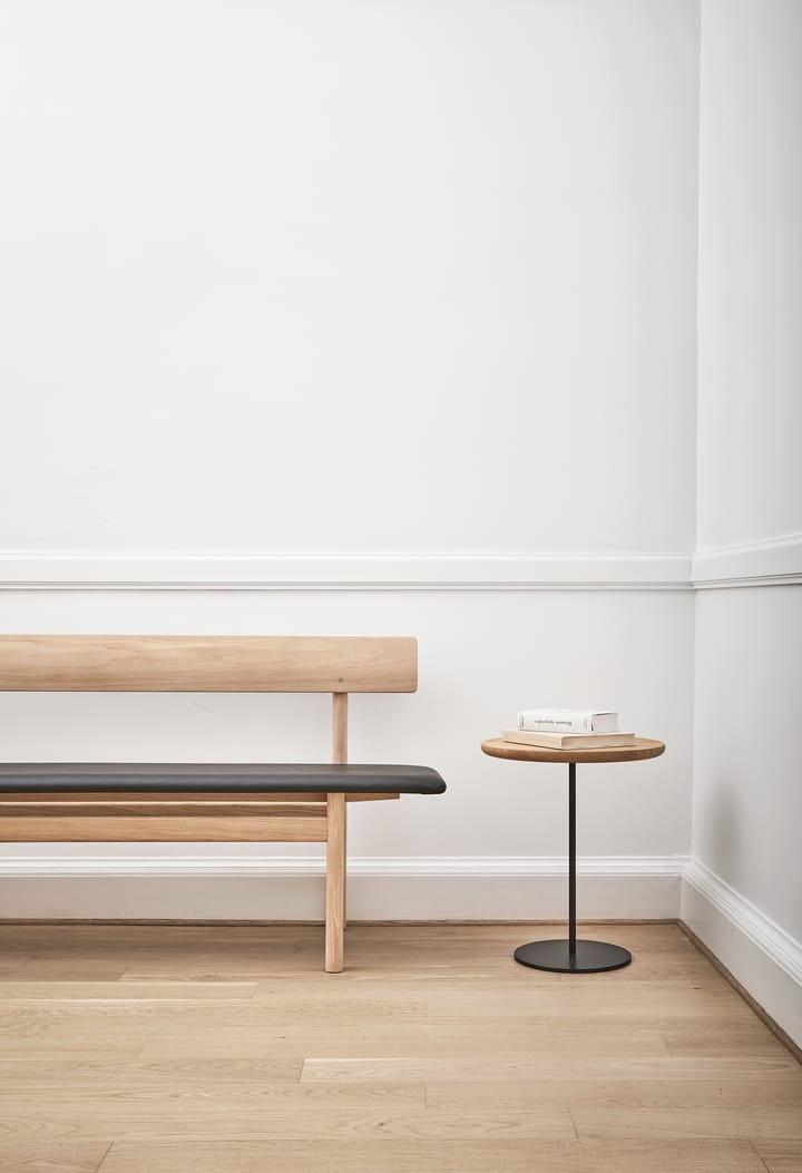 Mogensen 3171 benk, Såpet eik-lær omni 301 black Fredericia Furniture