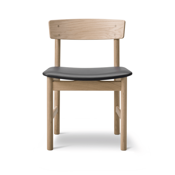 Mogensen 3236 stol - Såped eik-svart lær omni 301 - Fredericia Furniture