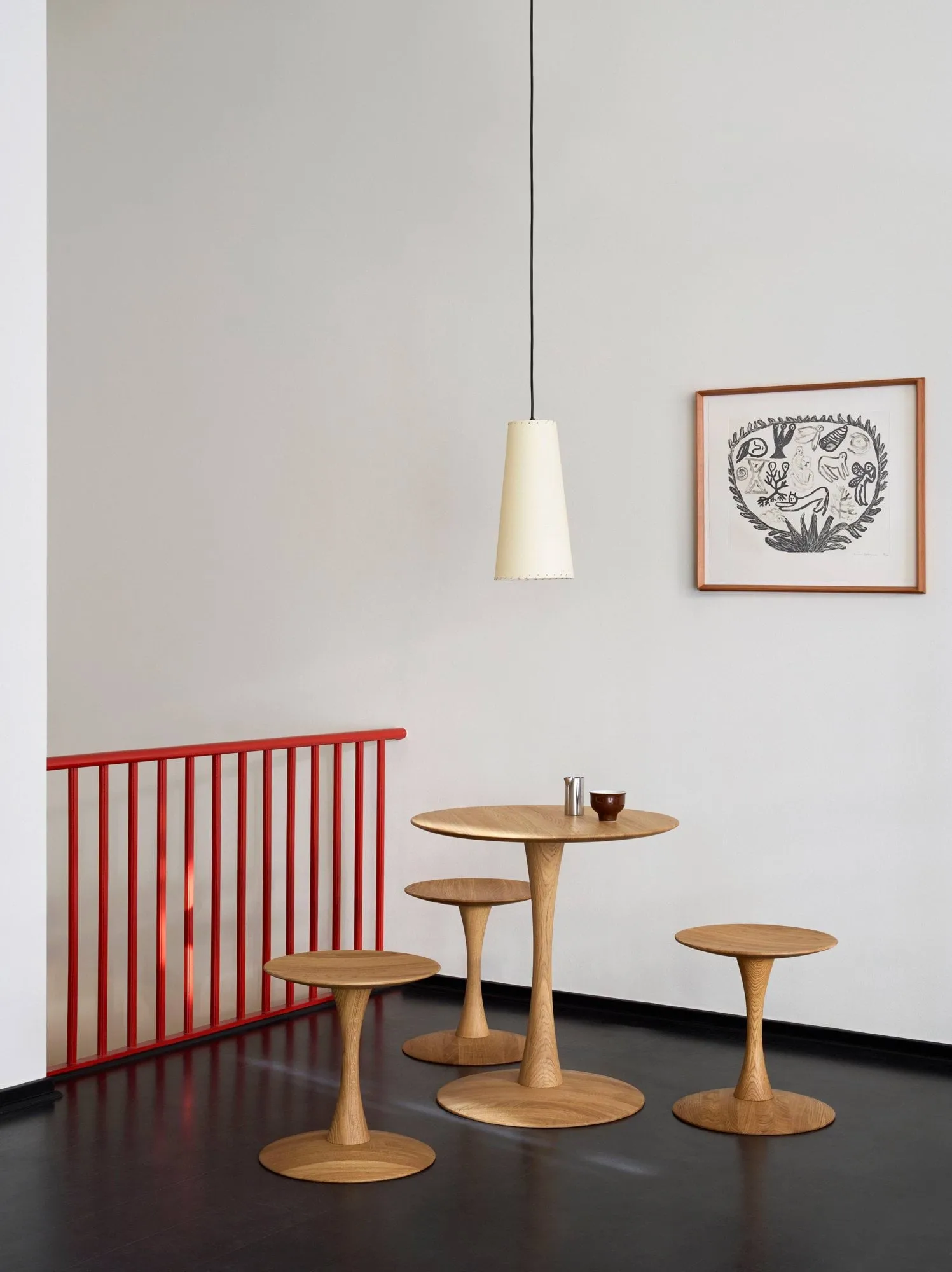 ND107 Trisse spisebord, Oljet eik, Ø75x73 cm Fredericia Furniture