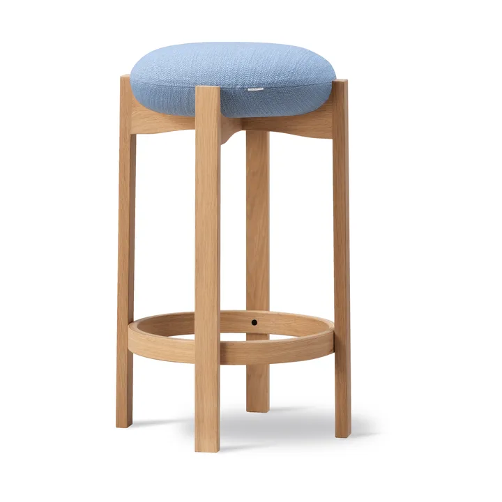 Pioneer krakk høy - Odino PV82 light blue-lakkert eik - Fredericia Furniture