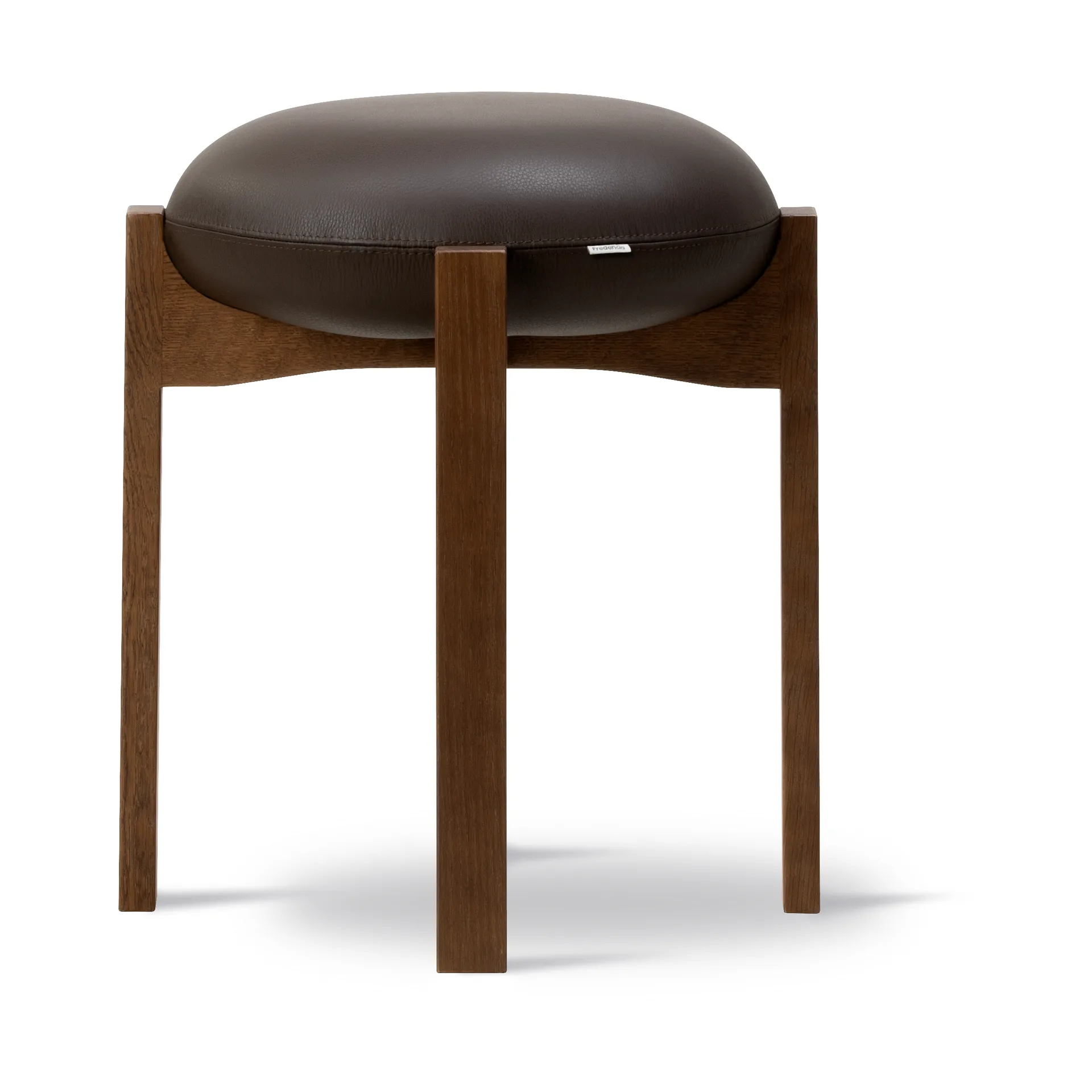 Pioneer rund krakk lav, Primo 86-1-røktbeiset lakkert eik Fredericia Furniture