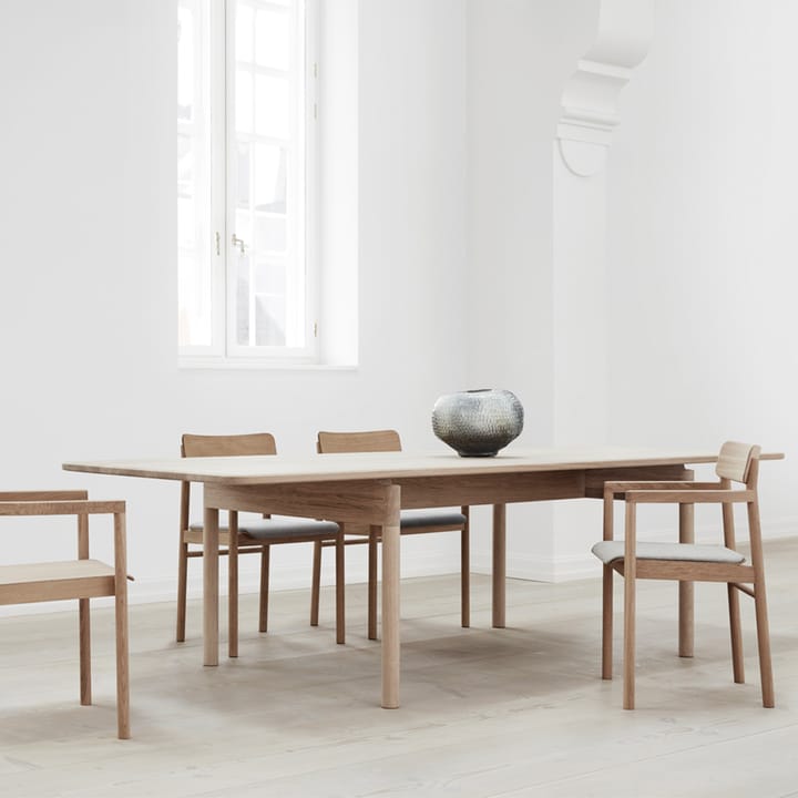 Post 6440 spisebord, Lyst oljet eik-100x265 cm Fredericia Furniture