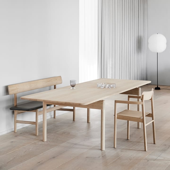 Post 6442 spisebord, Såpet eik-100x320 cm Fredericia Furniture