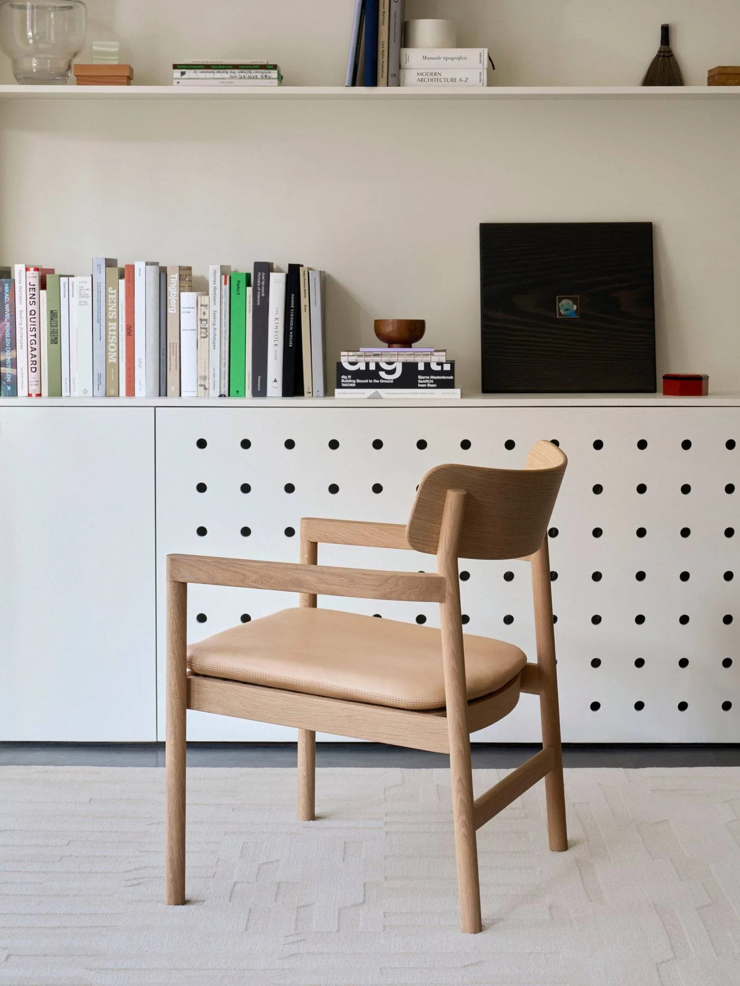 Post loungestol, Vegeta lær-lysoljet eik Fredericia Furniture