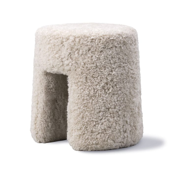 Sequoia sittepuff, fårskinn moonlight Fredericia Furniture