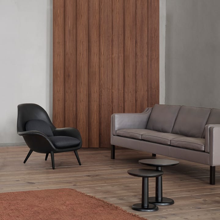 Swoon lenestol, Sunniva 132-lakkert eik Fredericia Furniture