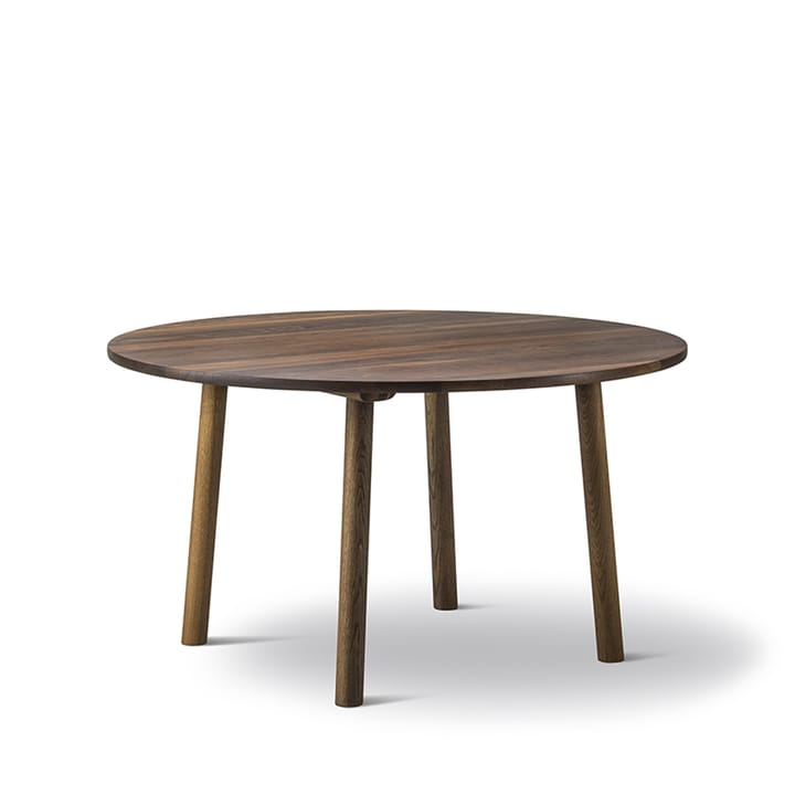 Taro 6121 spisebord - eik røkt, ø120 cm - Fredericia Furniture