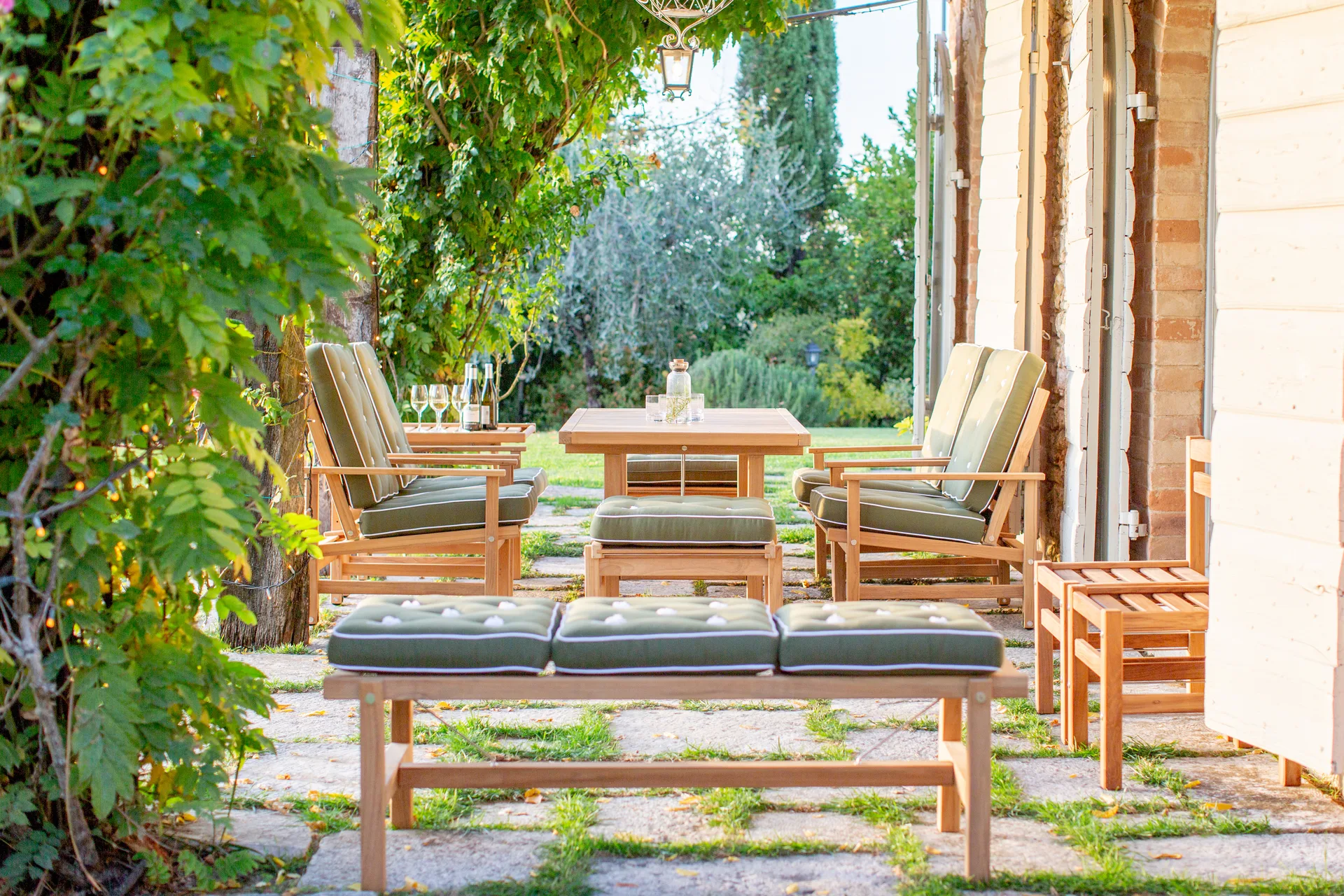 Benk 45, Teak, 135 cm Fri Form