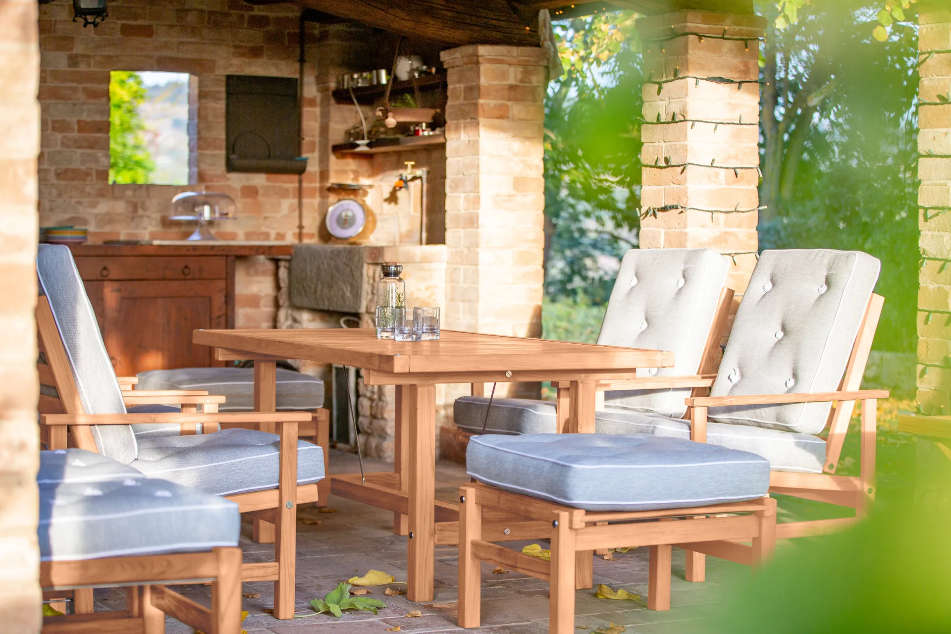 Bord 62, Redwood, 155x85x65,5 cm Fri Form