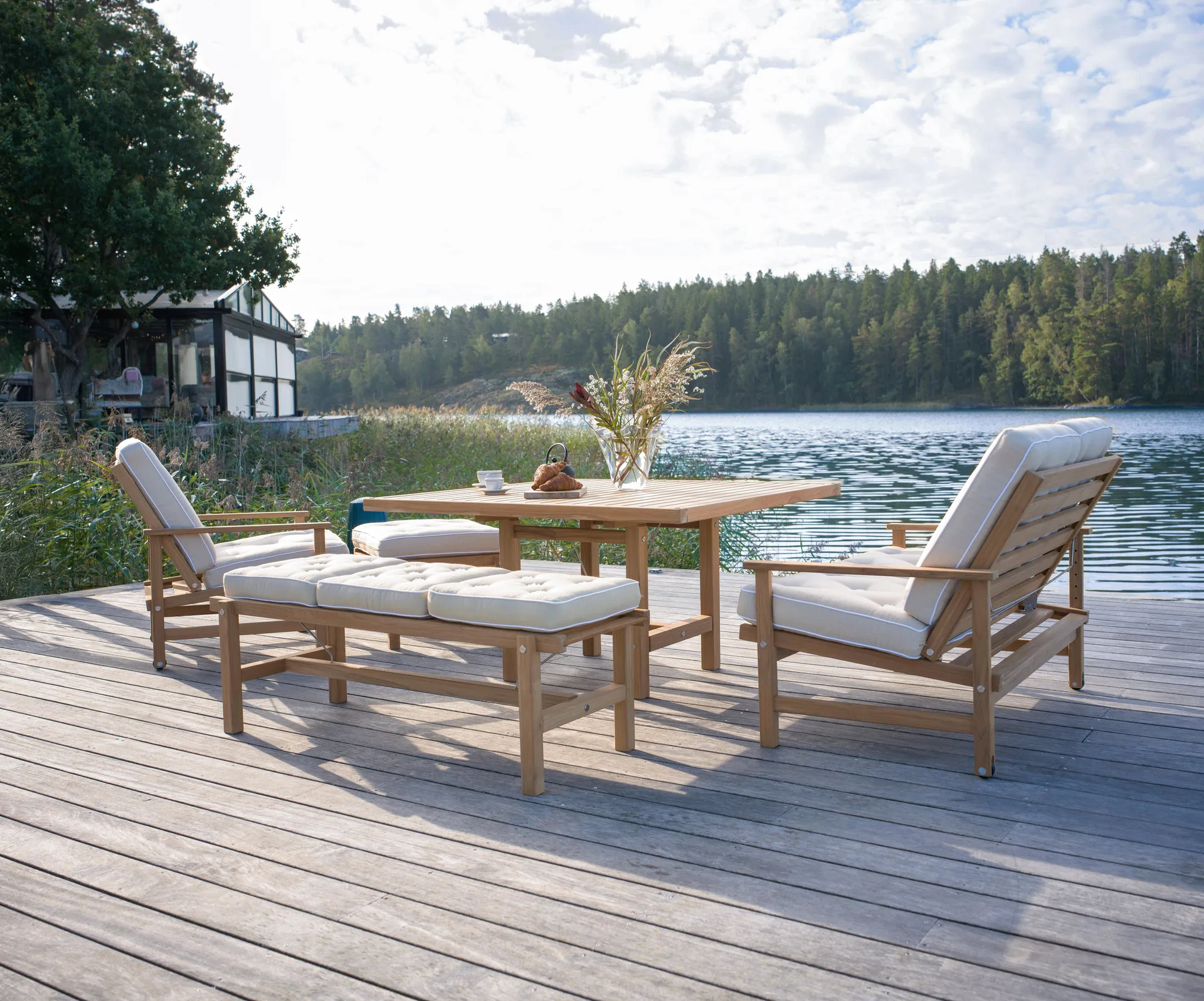 Bord 65, Teak, 128x120x68 cm Fri Form