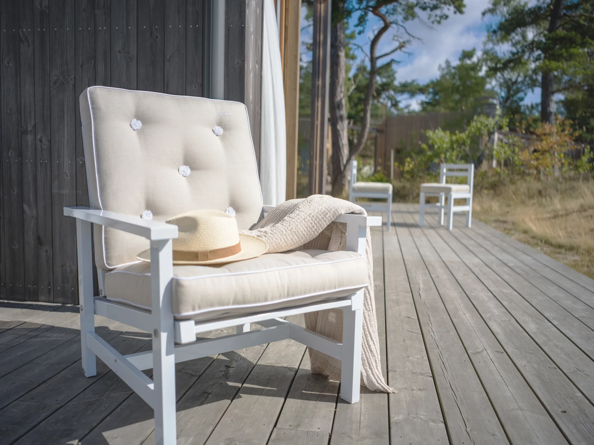 Lenestol 05, White Fri Form