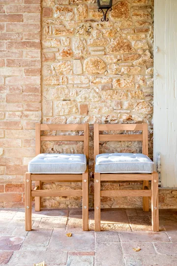 Stol 06 - Redwood - Fri Form