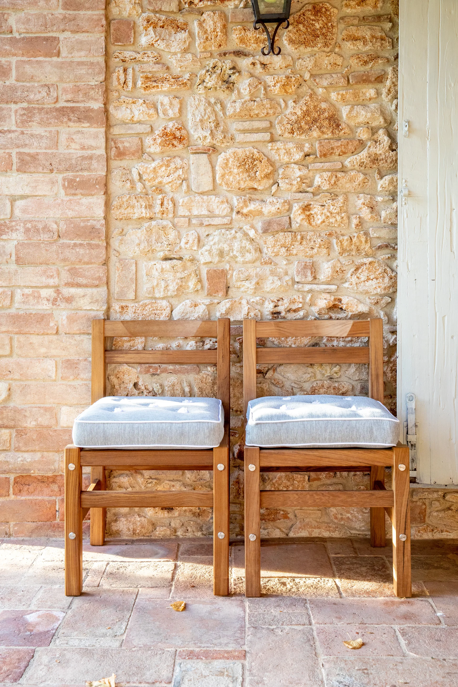 Stol 06, Teak Fri Form