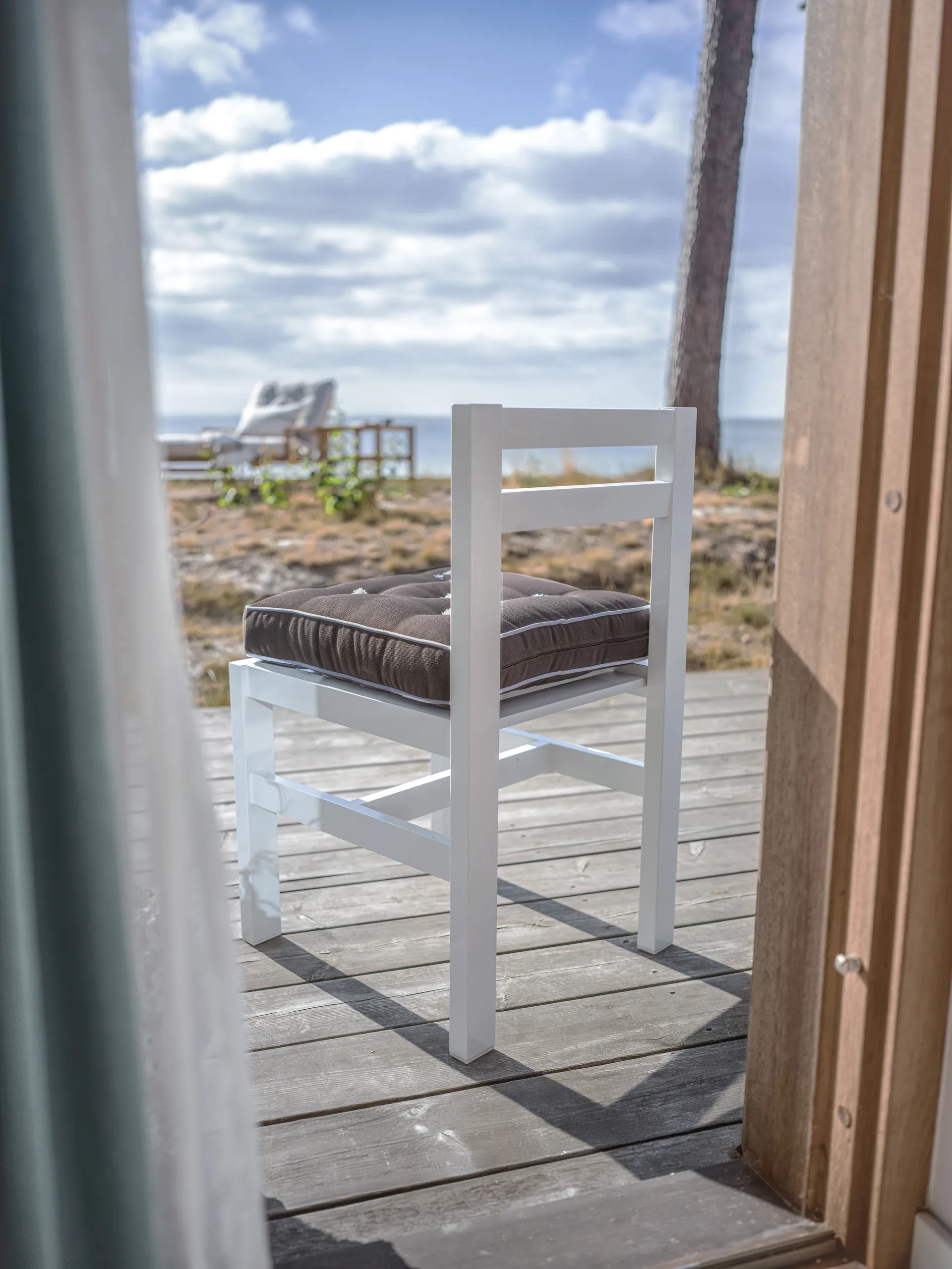 Stol 06, White Fri Form