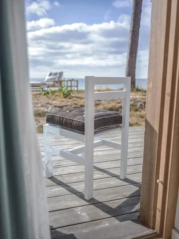 Stol 06 - White - Fri Form