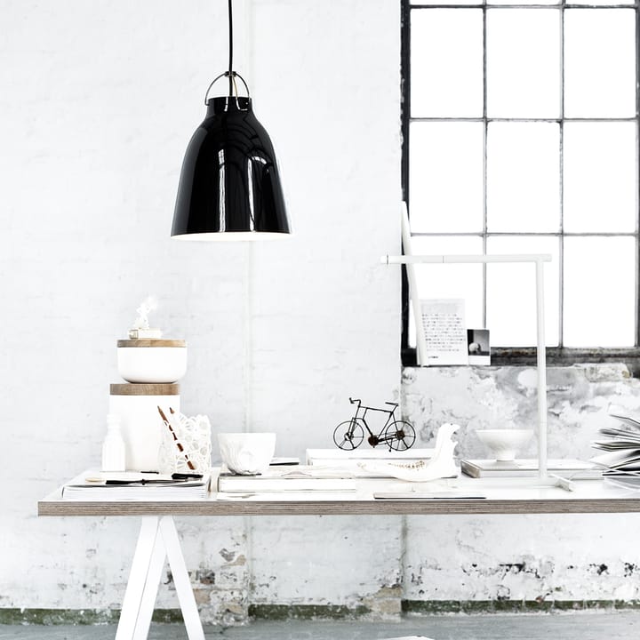 Caravaggio 2 pendel, Sort-sort tekstilledning Fritz Hansen