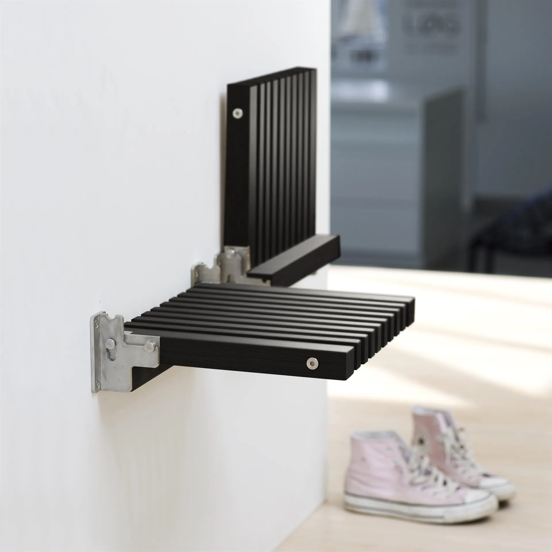 Cutter veggstol, svartlakkert eik Fritz Hansen