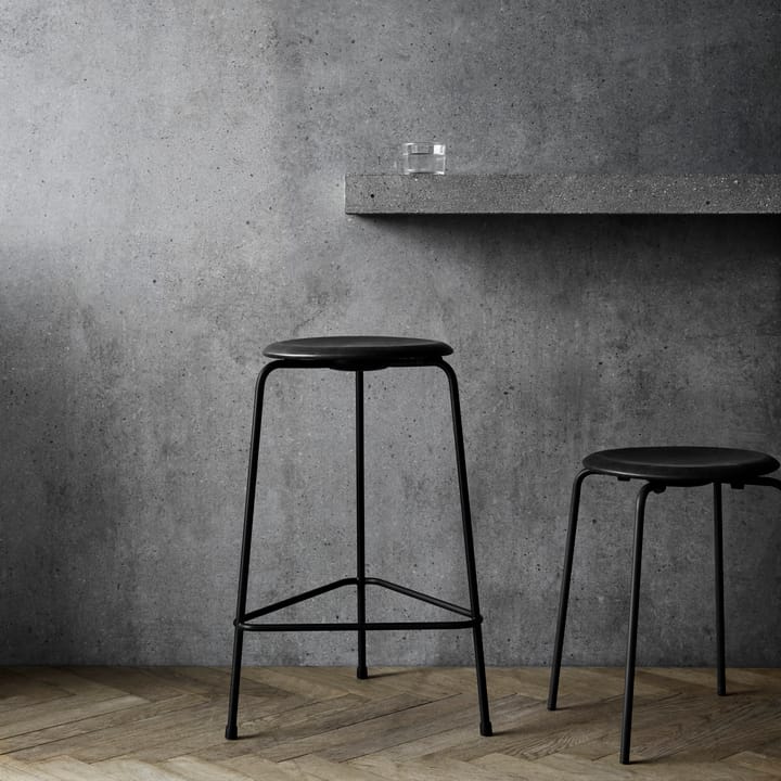 Dot krakk lær, Cowboy black Fritz Hansen