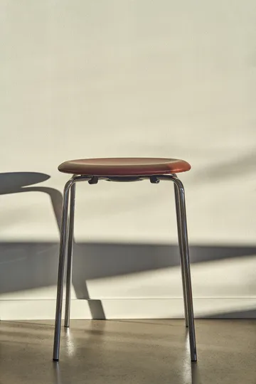 Dot rund krakk skinn - Chestnut, Ø34x44 cm - Fritz Hansen