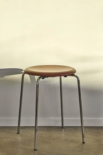 Dot rund krakk skinn - Chestnut, Ø34x44 cm - Fritz Hansen