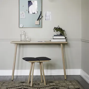 Georg konsollbord - eik - Fritz Hansen