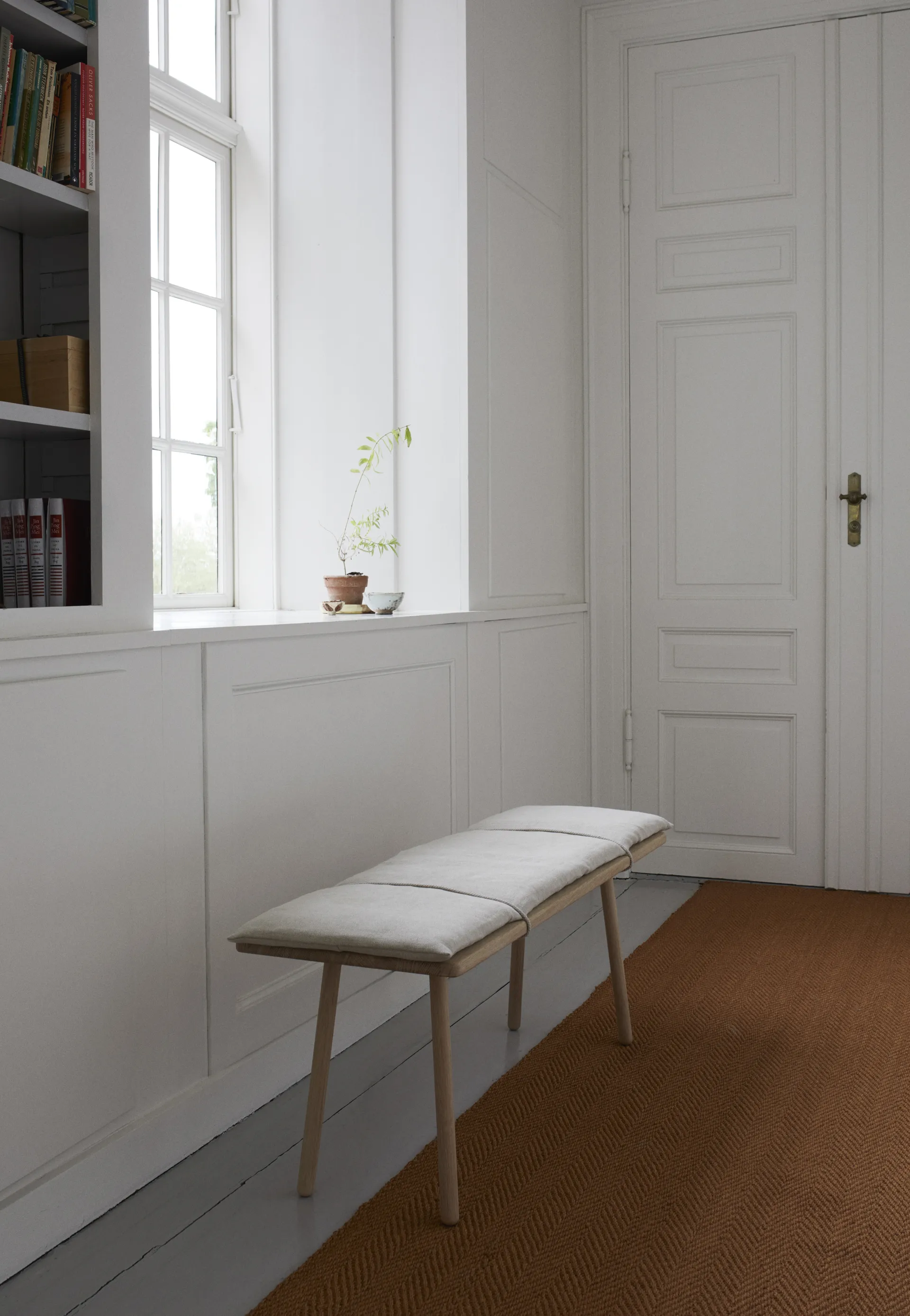 Georg linnedyne med rem til benk, Beige Fritz Hansen