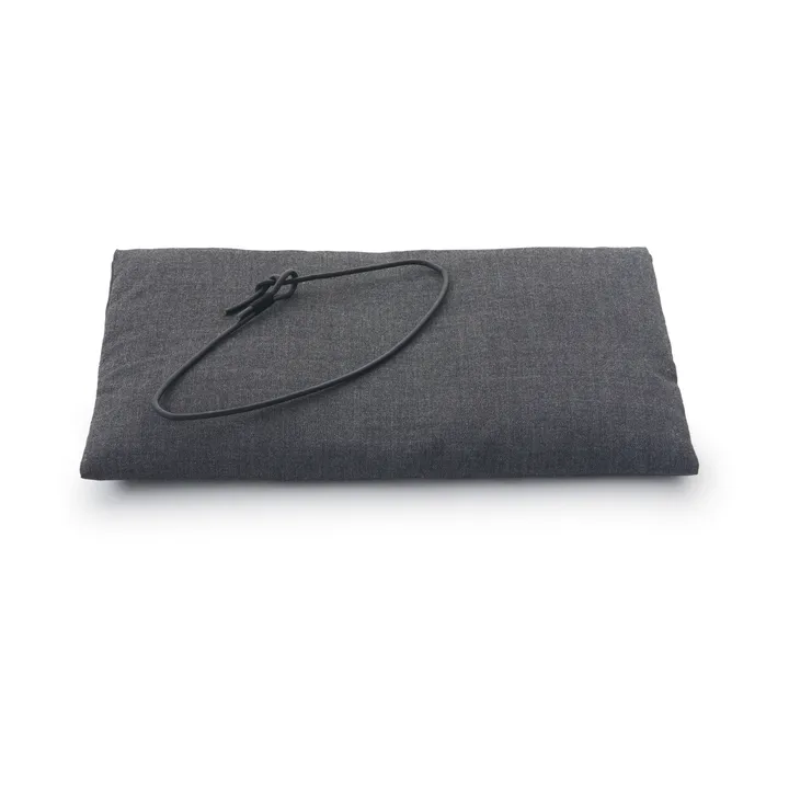 Georg ullpute med rem til krakk/barstol - Mørkegrå-svart - Fritz Hansen