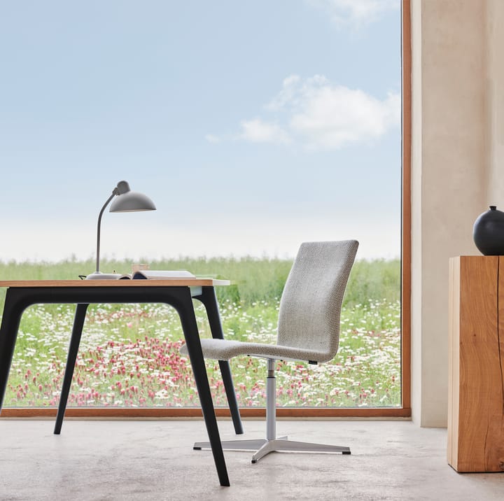 Kaiser Idell 6556-T bordlampe, Easy grey Fritz Hansen