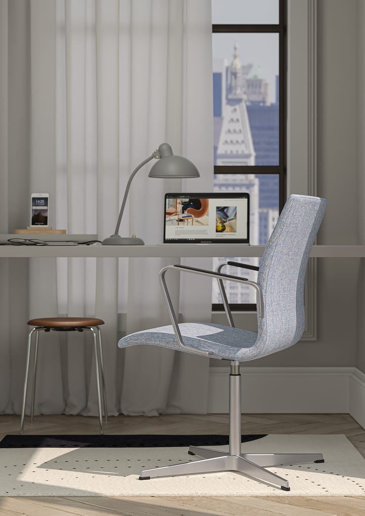 Kaiser Idell 6556-T bordlampe, Easy grey Fritz Hansen
