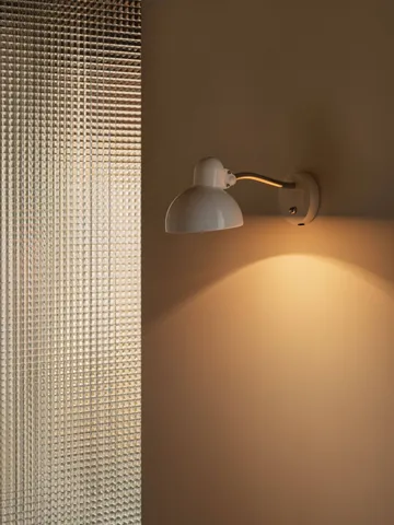 Kaiser Idell 6567-W vegglampe - Hvit - Fritz Hansen