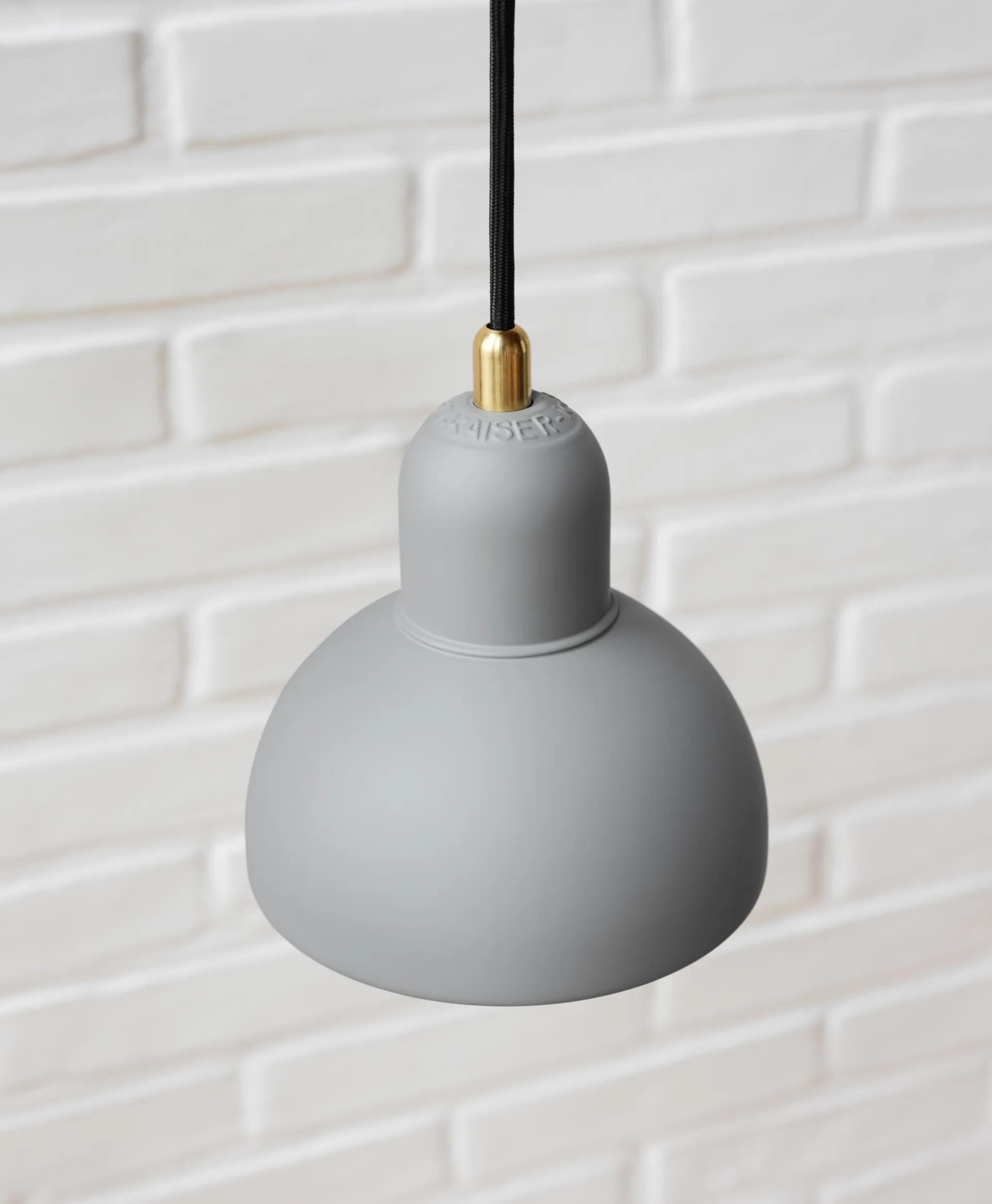 Kaiser Idell 6722-P pendel, Easy grey Fritz Hansen