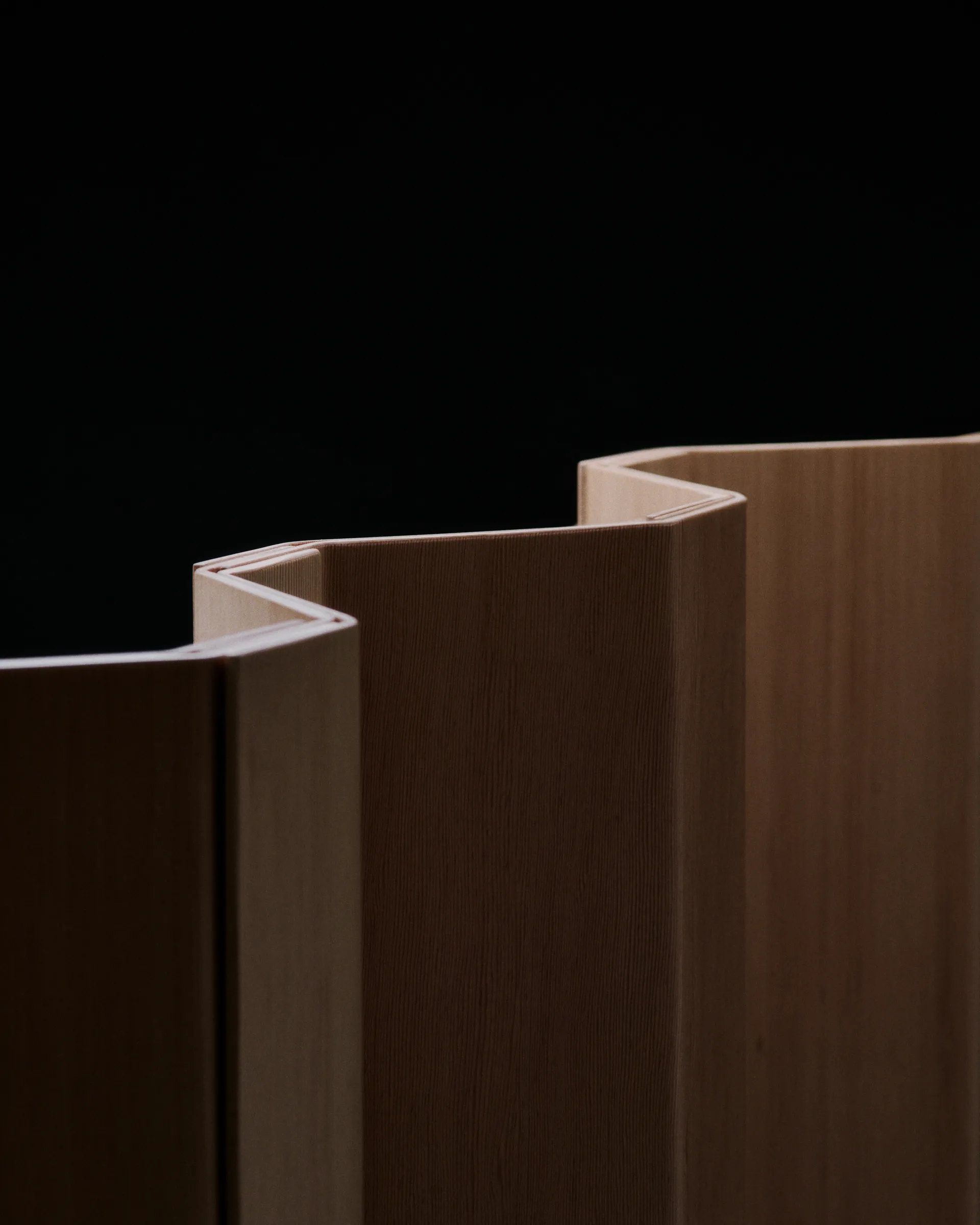 PK111 romdeler, Oregon pine, 134x140 cm Fritz Hansen