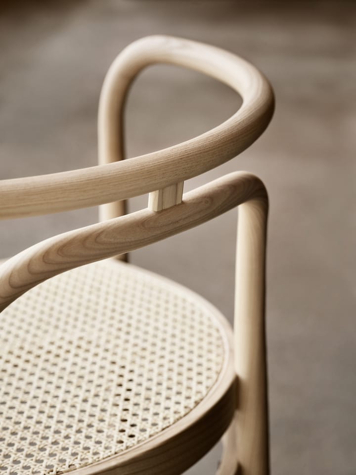 PK15 armlenestol, Ask-rotting natur Fritz Hansen