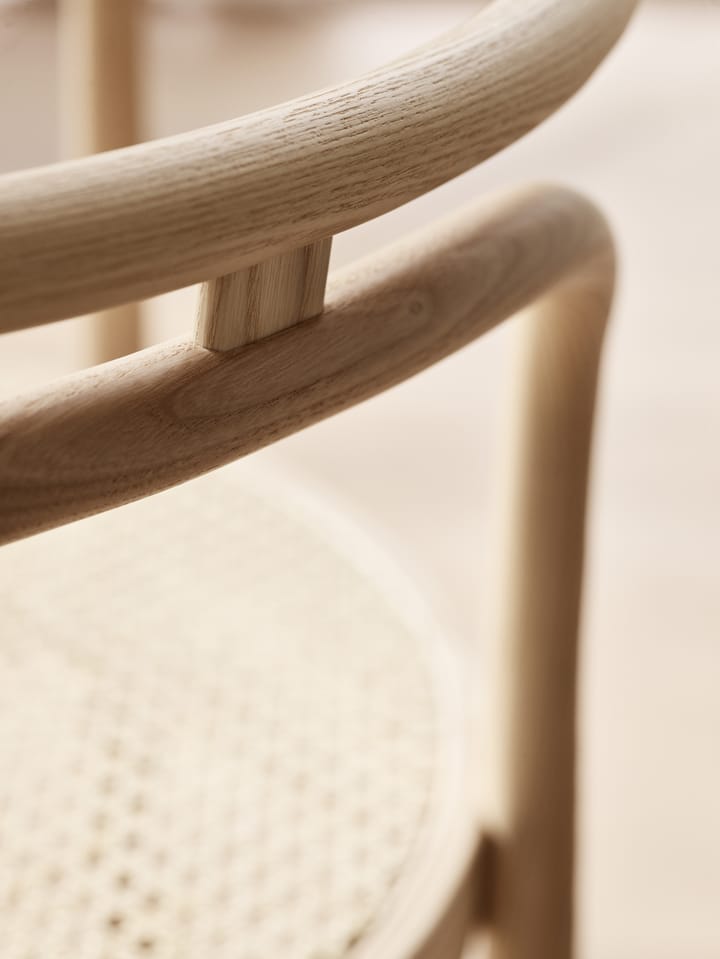 PK15 armlenestol, Ask-rotting natur Fritz Hansen