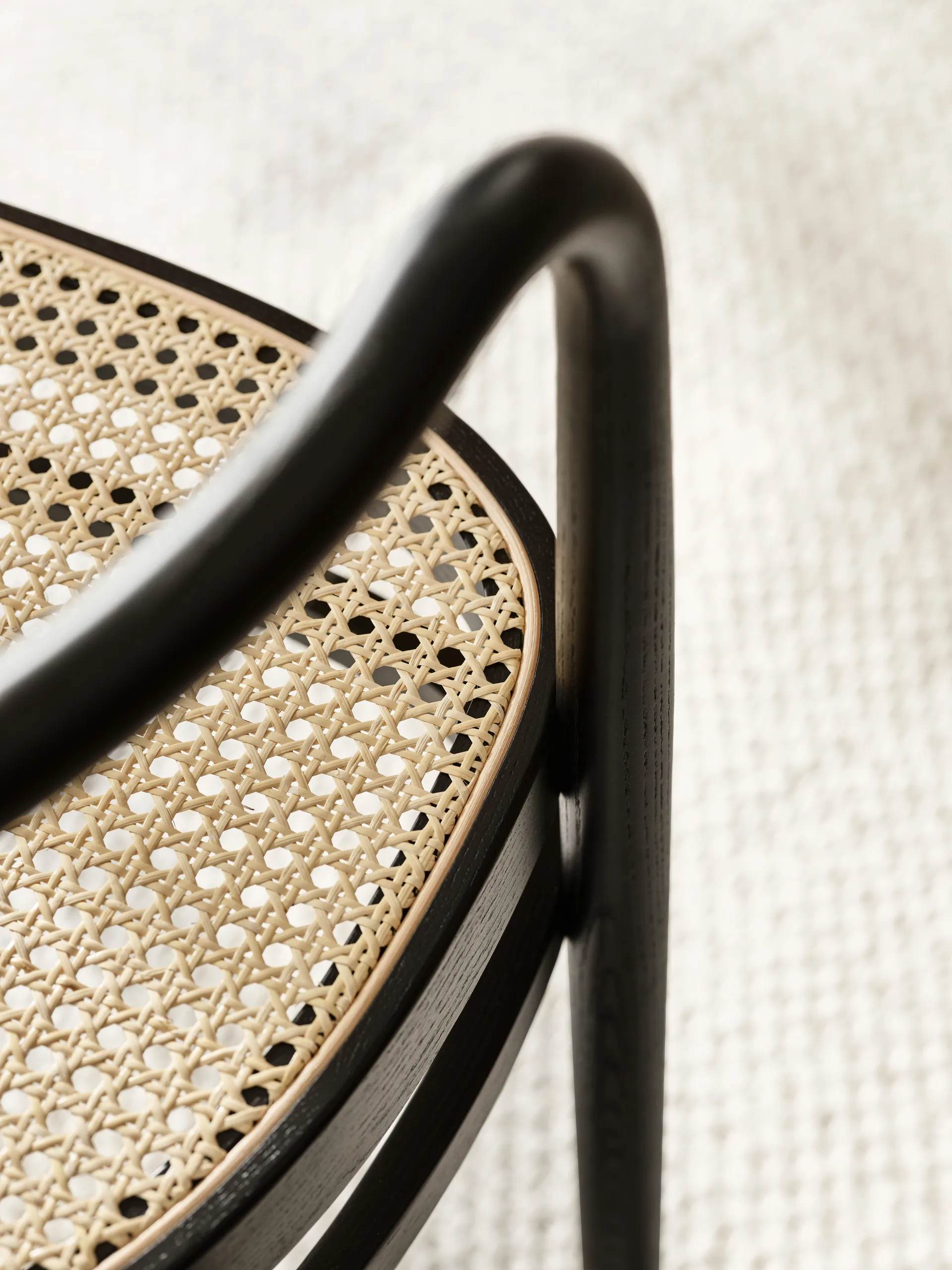 PK15 armlenestol, Svart ask-rotting natur Fritz Hansen