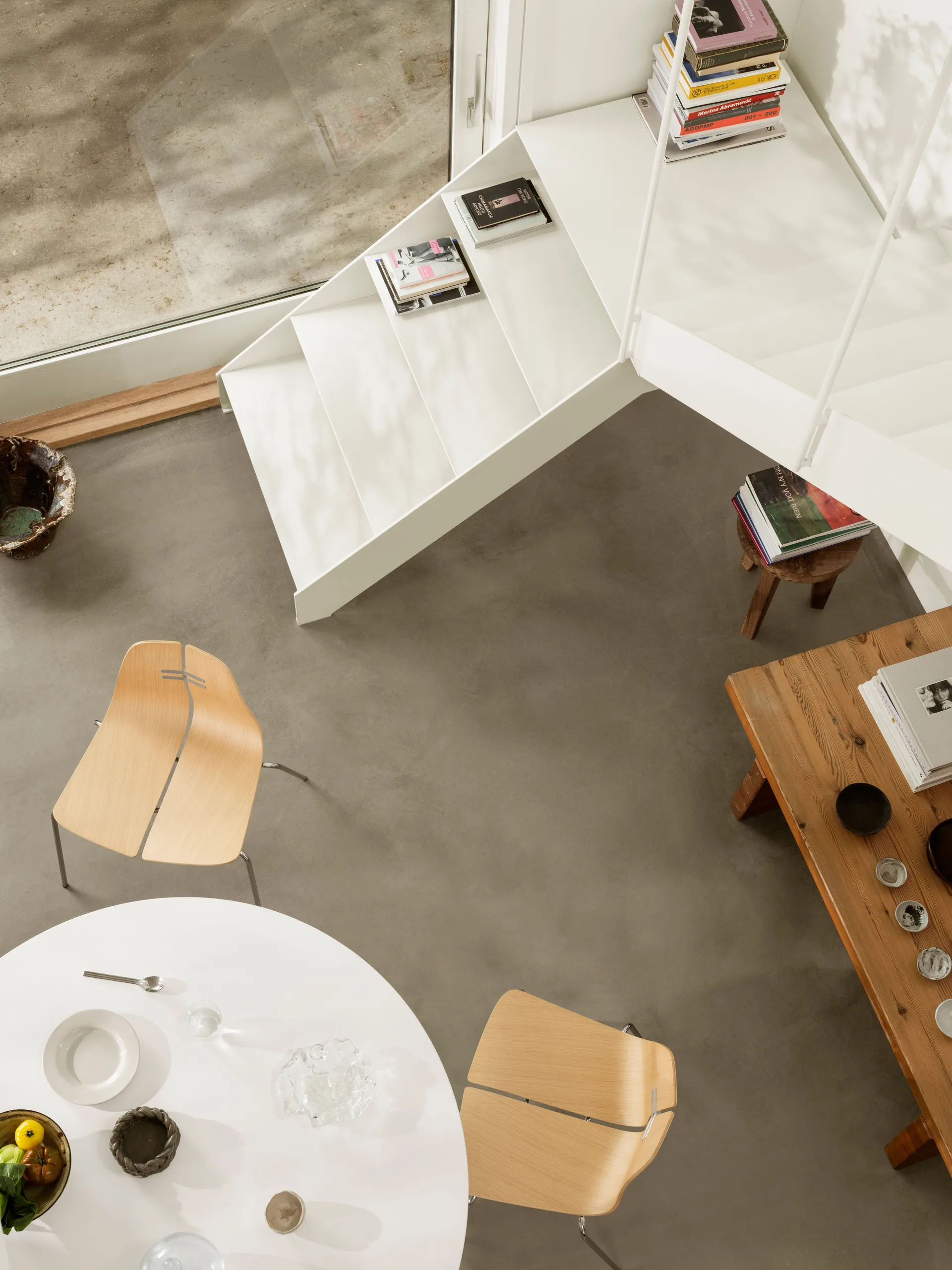 PK3 stol, Lakkert eik-rustfritt stålfotstativ Fritz Hansen