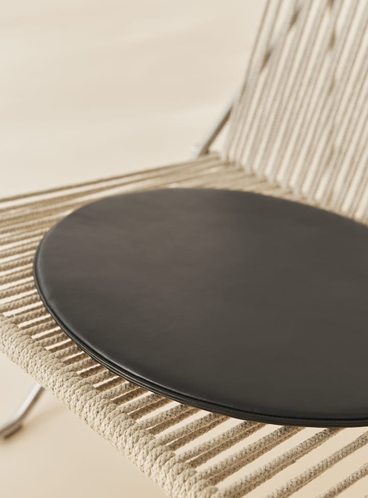 PK4 loungestol med læderdyna, Rustfritt stål-natur-svart Fritz Hansen