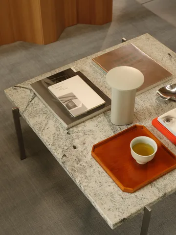 PK61 sofabord - Grey white granit-rustfritt stål, 80x80 cm - Fritz Hansen