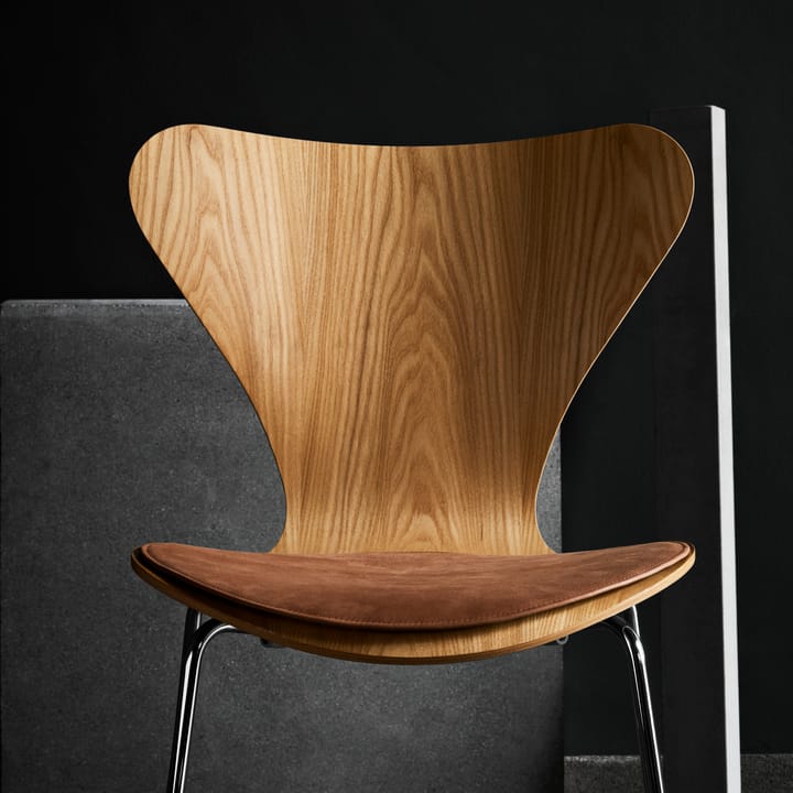 Series 7 stolpute lær, Brown Fritz Hansen