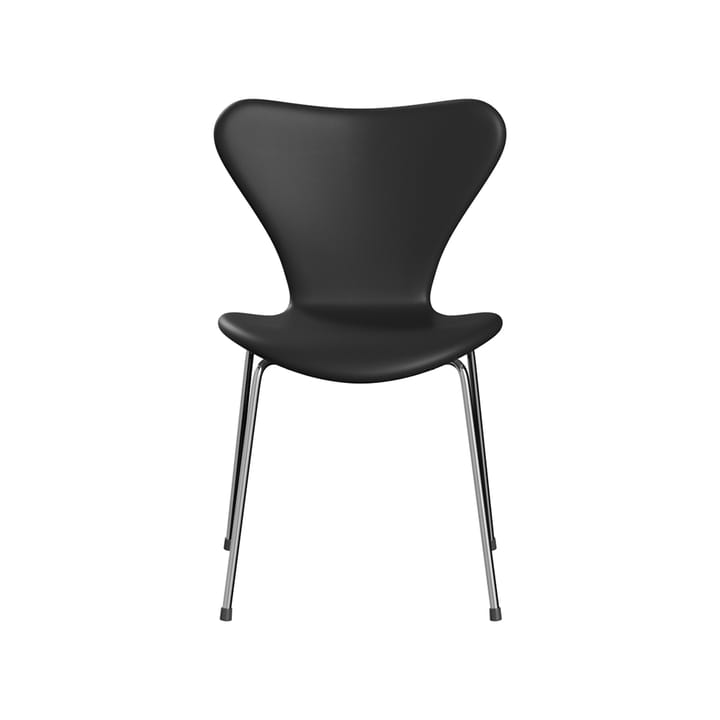 Sjuan 3107 polstret stol - Lær Soft black-krommet stålkonstruksjon - Fritz Hansen