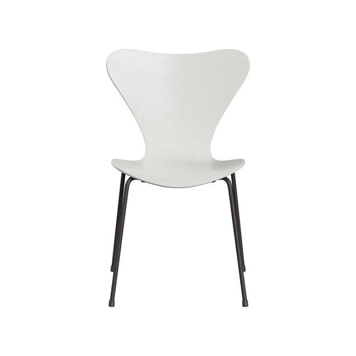 Sjuan 3107 stol - Hvit-farget ask-grafittgrått stativ - Fritz Hansen
