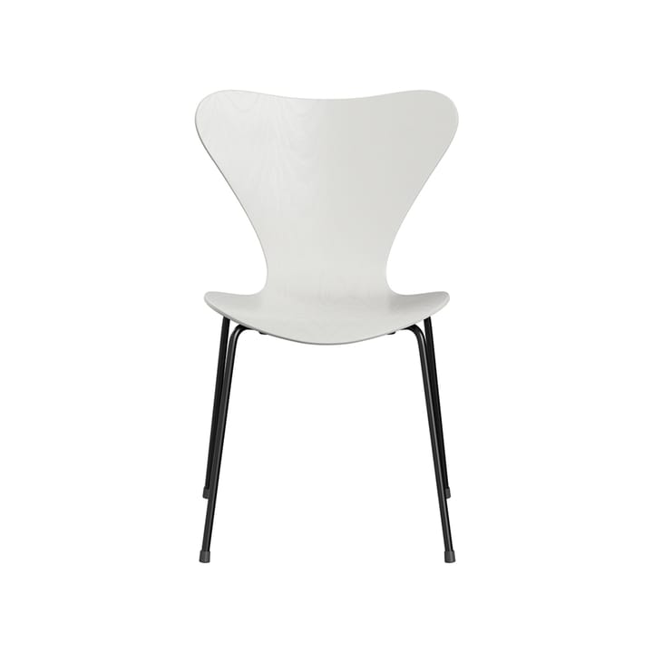 Sjuan 3107 stol - Hvit-farget ask-svart stativ - Fritz Hansen
