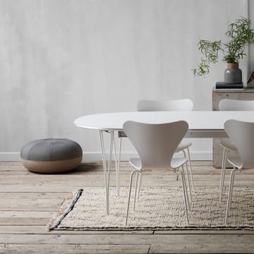 Sjuan 3107 stol - Lysebeige-farget ask-kromat stål stativ - Fritz Hansen