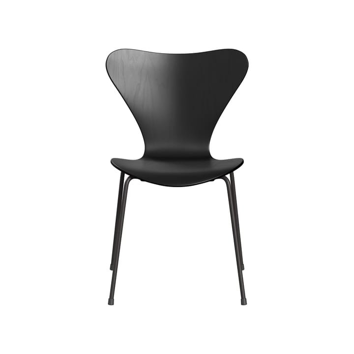 Sjuan 3107 stol - Svart-farget ask-grafittgrått stativ - Fritz Hansen