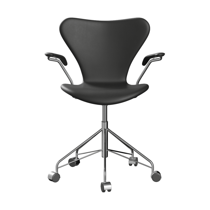 Sjuan 3217 polstret kontorstol myke hjul - Essential black leather-chrome - Fritz Hansen