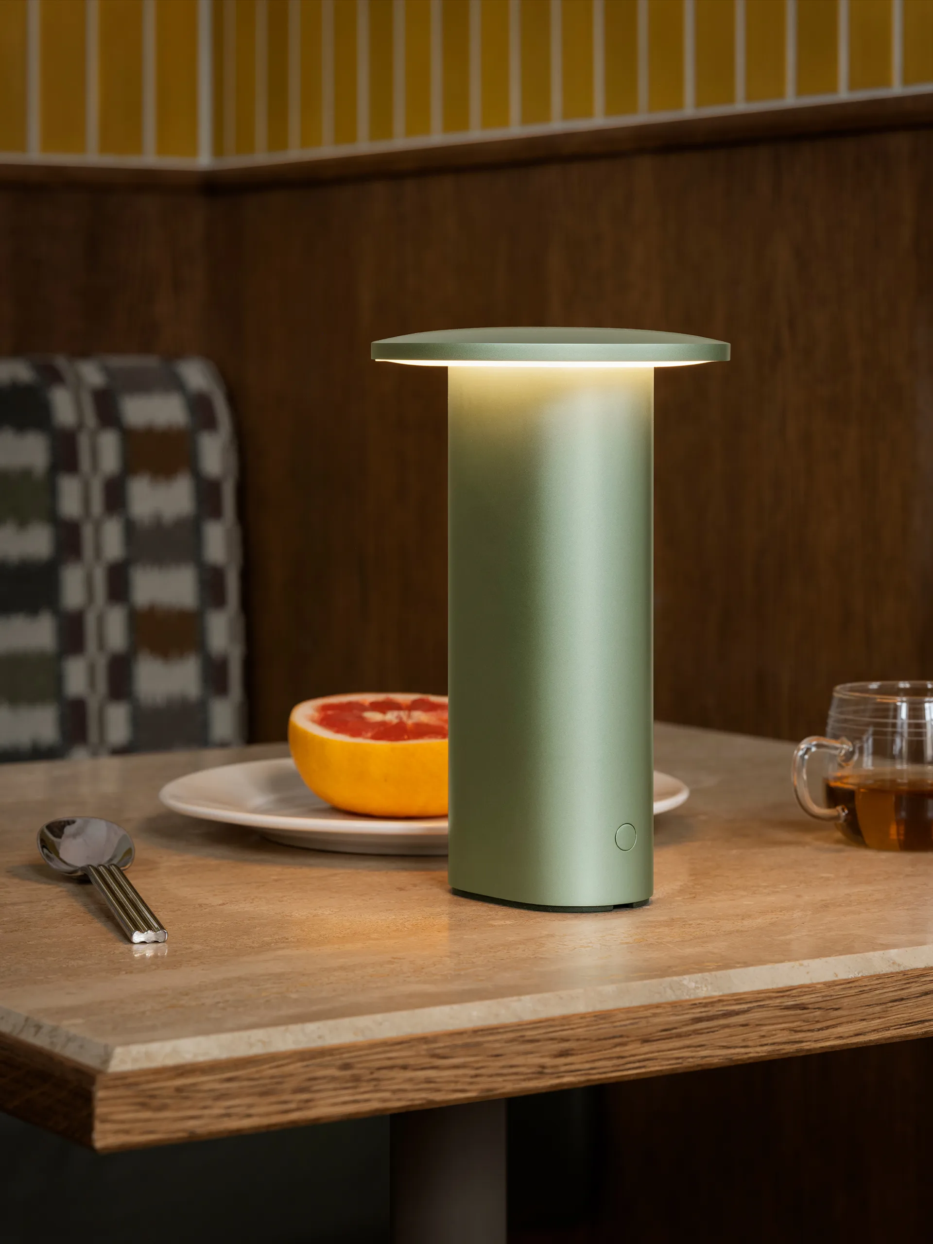 Solae bordlampe 22 cm, Light green Fritz Hansen
