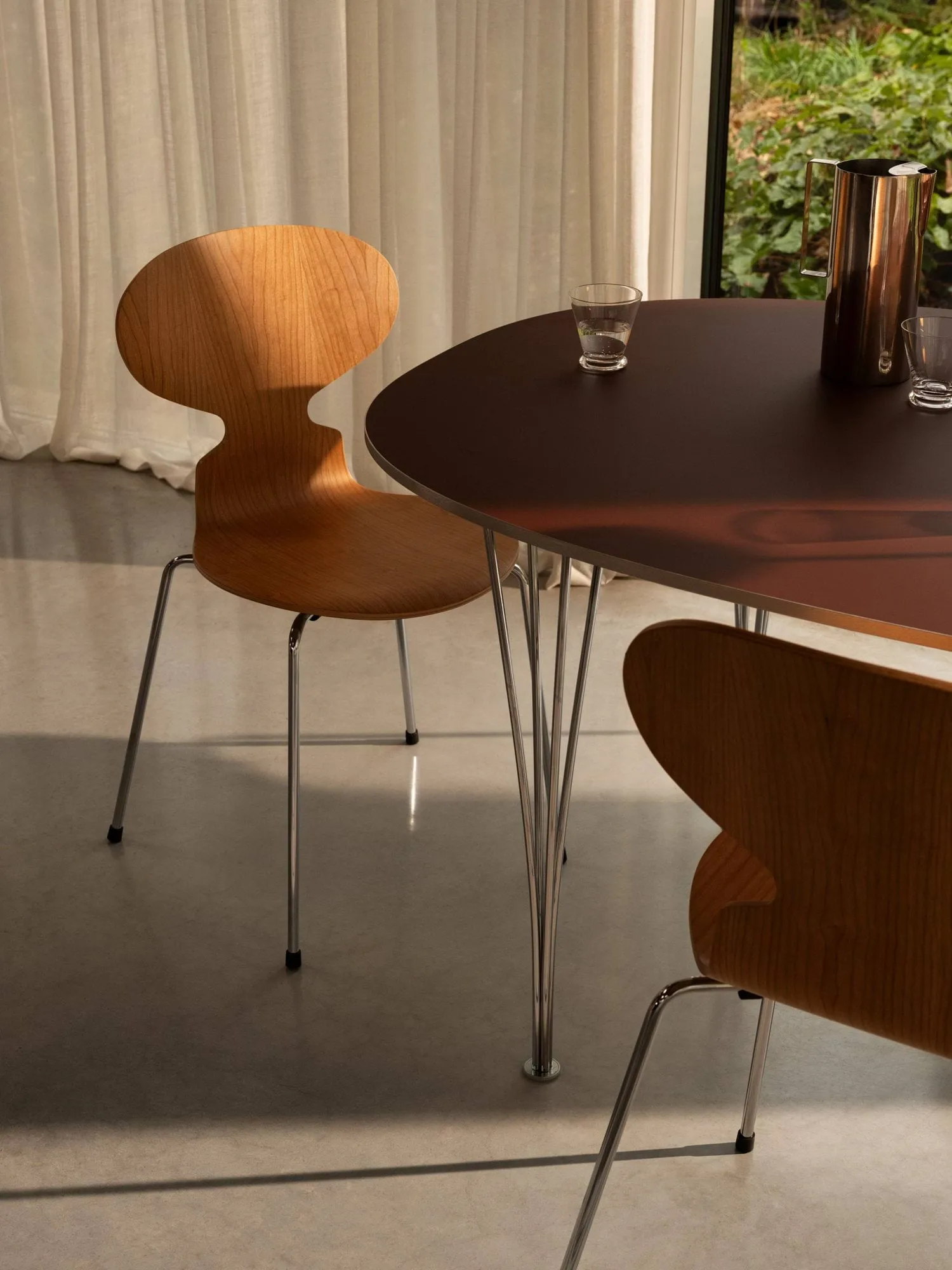 Superellipse B616 spisebord 170x100 cm, Rusty red, 170x100x72 cm Fritz Hansen