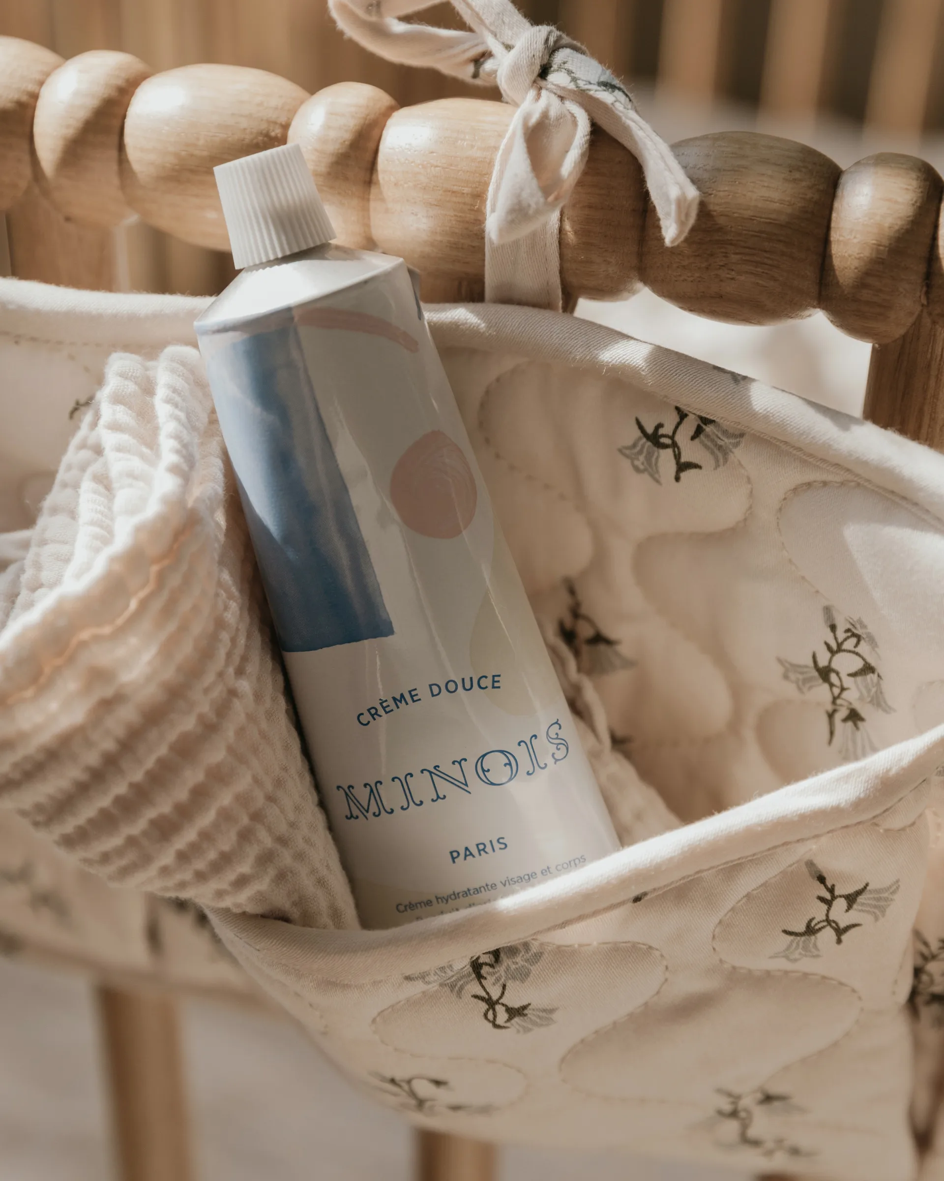 Bluebell Satin quiltet sengelomme, 18x43 cm Garbo&Friends